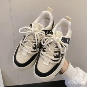 Megazoneoffers Women Fashion Retro Platform Lace-Up Sneakers