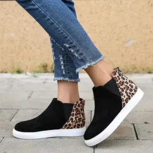 Megazoneoffers Women Fashion Round Toe Leopard Flat Elastic Slip-On Sneakers