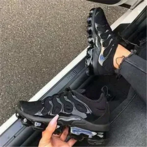 Megazoneoffers Women Solid Color Lace-Up Sports Shoes